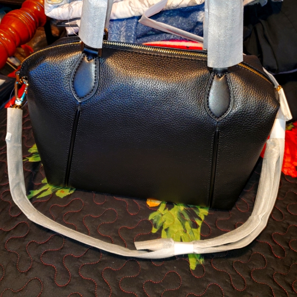 Michael kors black satchel